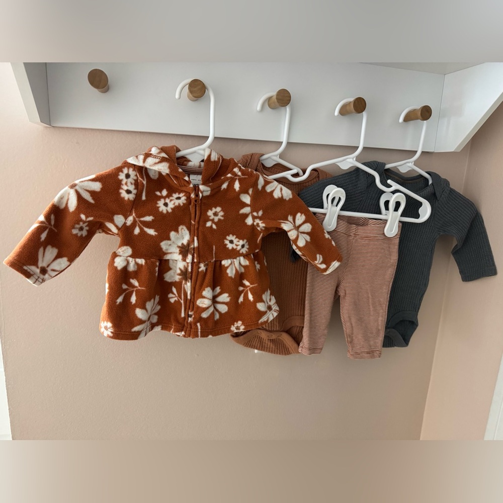 Newborn- Floral Jacket and Striped Pants Set + 2 onesies
